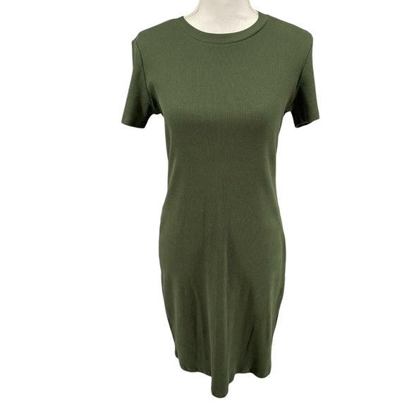 Zara Dresses & Skirts - Zara Ribbed Fitted Bodycon Dresss